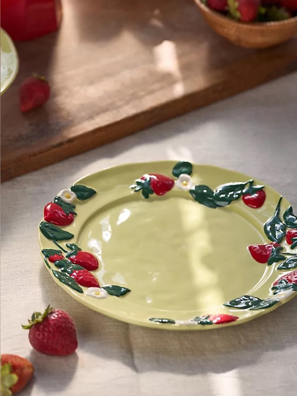 Anthropologie Foster Strawberry Dessert Plate